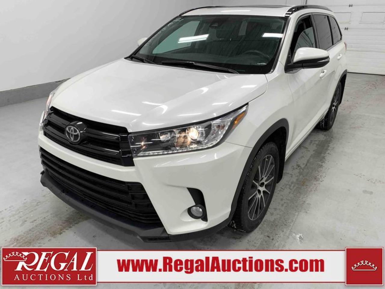 Used 2017 Toyota Highlander SE for sale in Calgary, AB