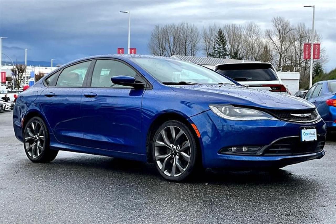 Used 2015 Chrysler 200 S for sale in Abbotsford, BC