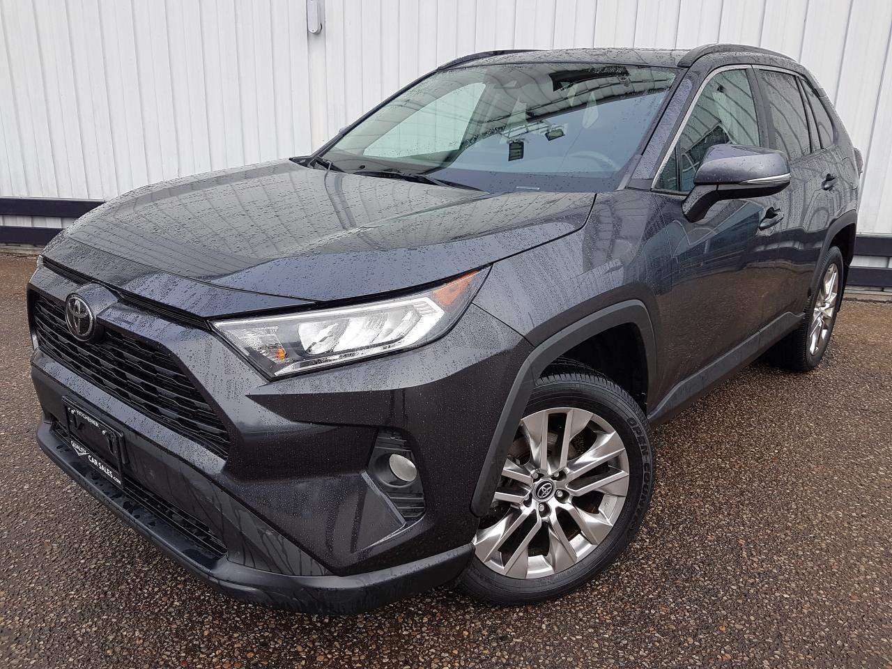 Used 2020 Toyota RAV4 XLE AWD *LEATHER-SUNROOF* for sale in Kitchener, ON