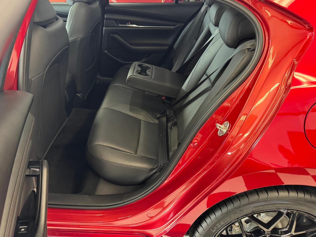2020 Mazda MAZDA3 GS+New Tires+Brakes+Alloys+Roof+CLEAN CARFAX Photo26