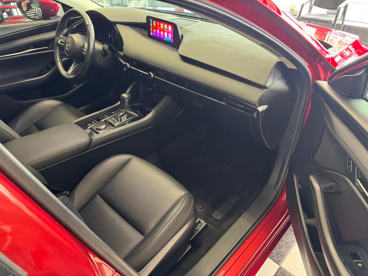 2020 Mazda MAZDA3 GS+New Tires+Brakes+Alloys+Roof+CLEAN CARFAX Photo23