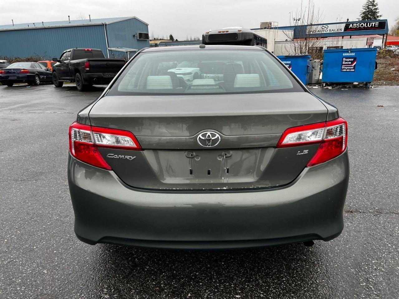 2012 Toyota Camry  - Photo #5