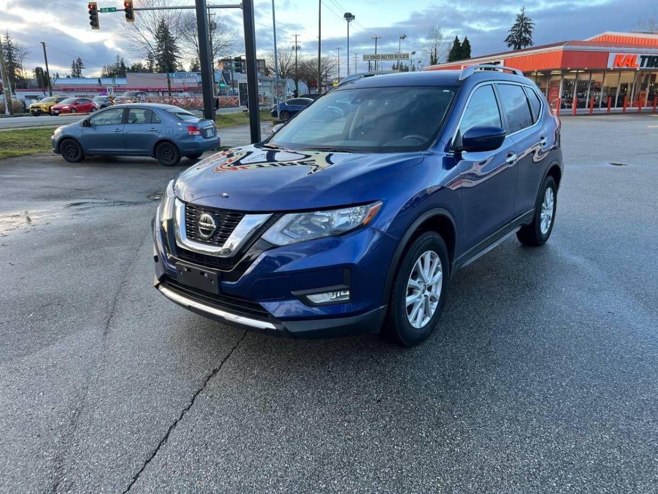 2020 Nissan Rogue AWD SV - Photo #6