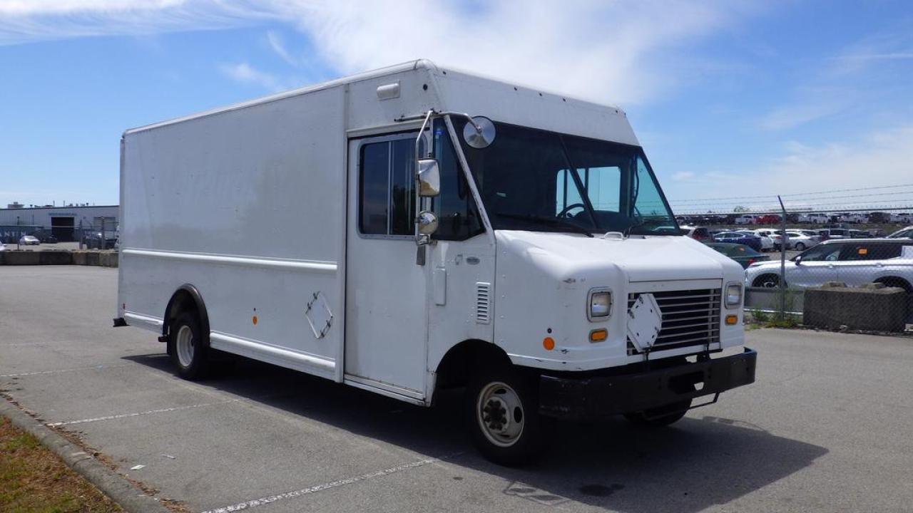 Used 2011 Ford Econoline E450 Step Van Dually Hybrid Gasoline for sale in Burnaby, BC