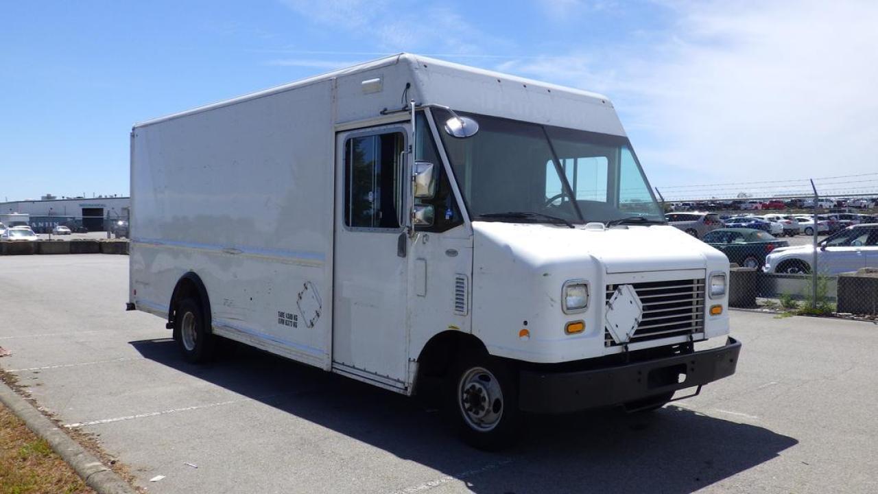 Used 2011 Ford Econoline E-450 Cargo Step Van With Shelving for sale in Burnaby, BC