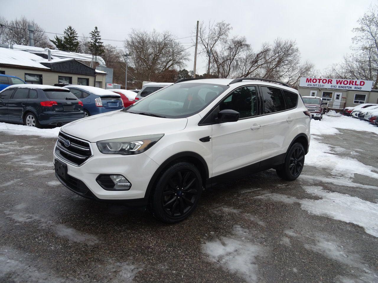 2017 Ford Escape SE - Photo #2