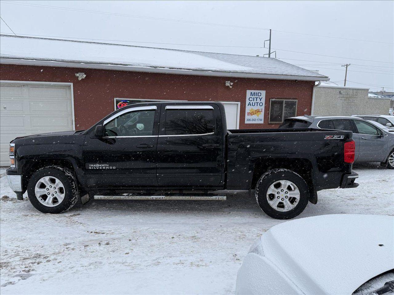 Used 2015 Chevrolet Silverado 1500 LT CREW 4 X 4 for sale in Saskatoon, SK