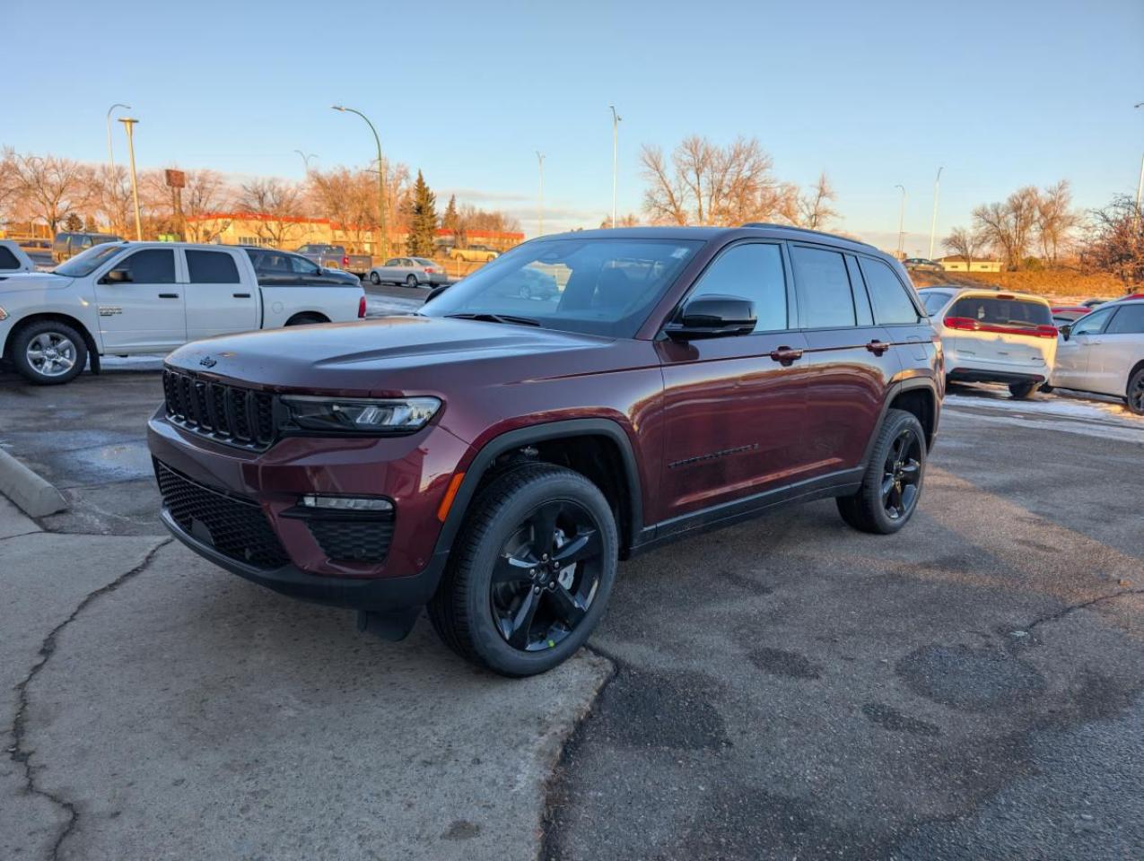 New 2025 Jeep Grand Cherokee LIMITED 4X4 for sale in Medicine Hat, AB