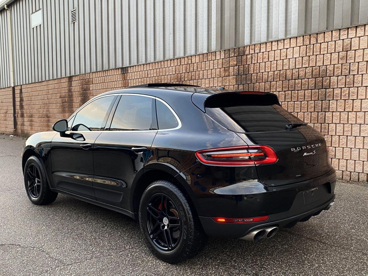 2016 Porsche Macan ***SOLD*** - Photo #4