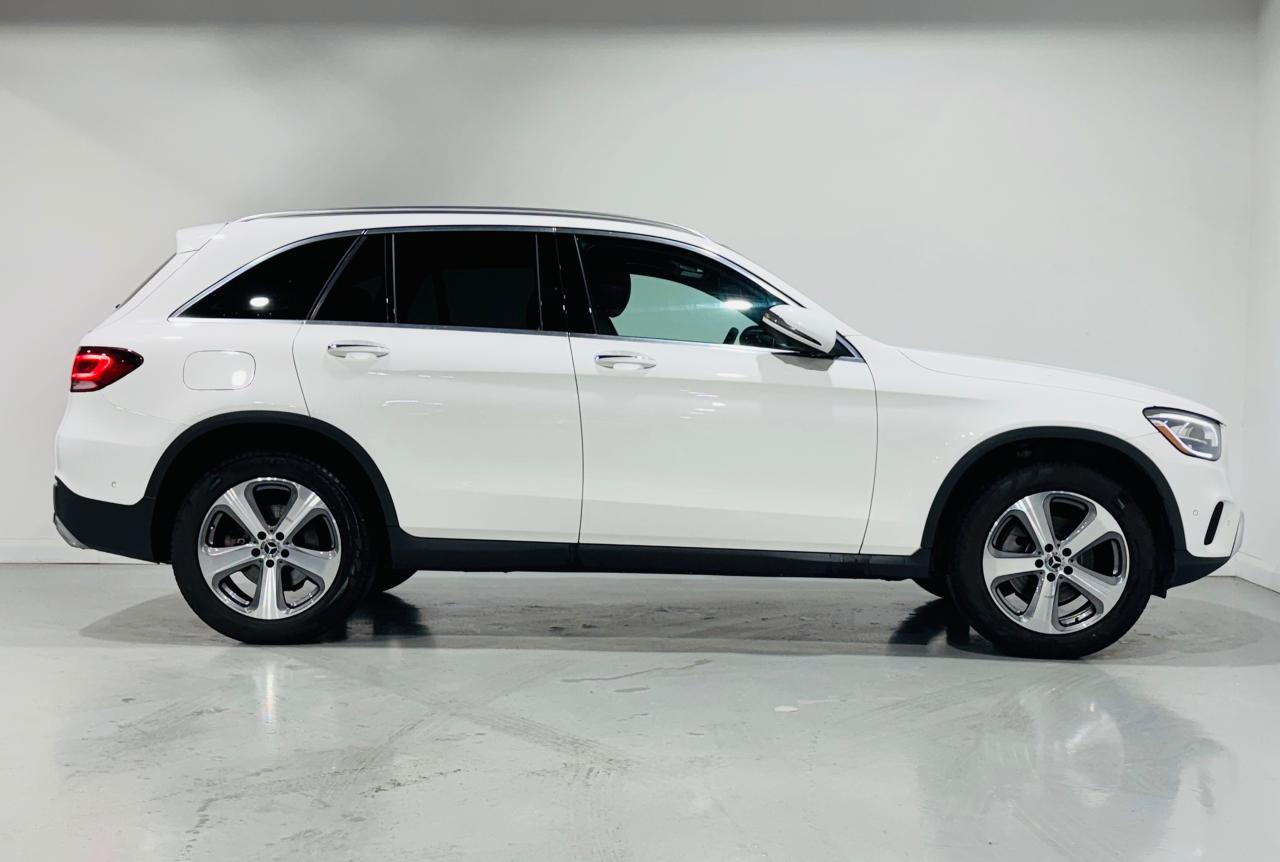 2022 Mercedes-Benz GLC 300 GLC300 4MATIC - Photo #4