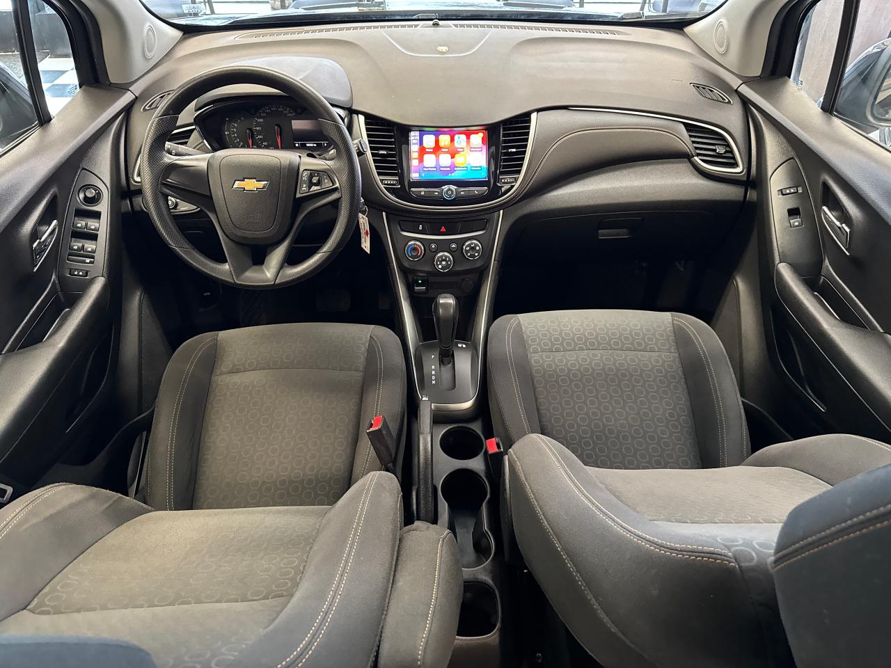 2018 Chevrolet Trax LS AWD+ApplePlay+New Tires+Cruise+CLEAN CARFAX - Photo #2