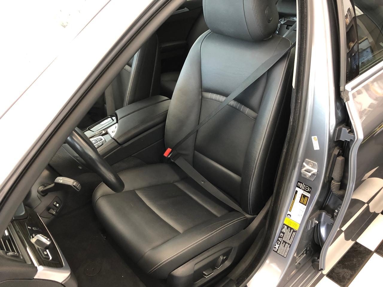 2015 BMW 5 Series 528i Xdrive+GPS+Roof+360 Camera+CLEAN CARFAX Photo