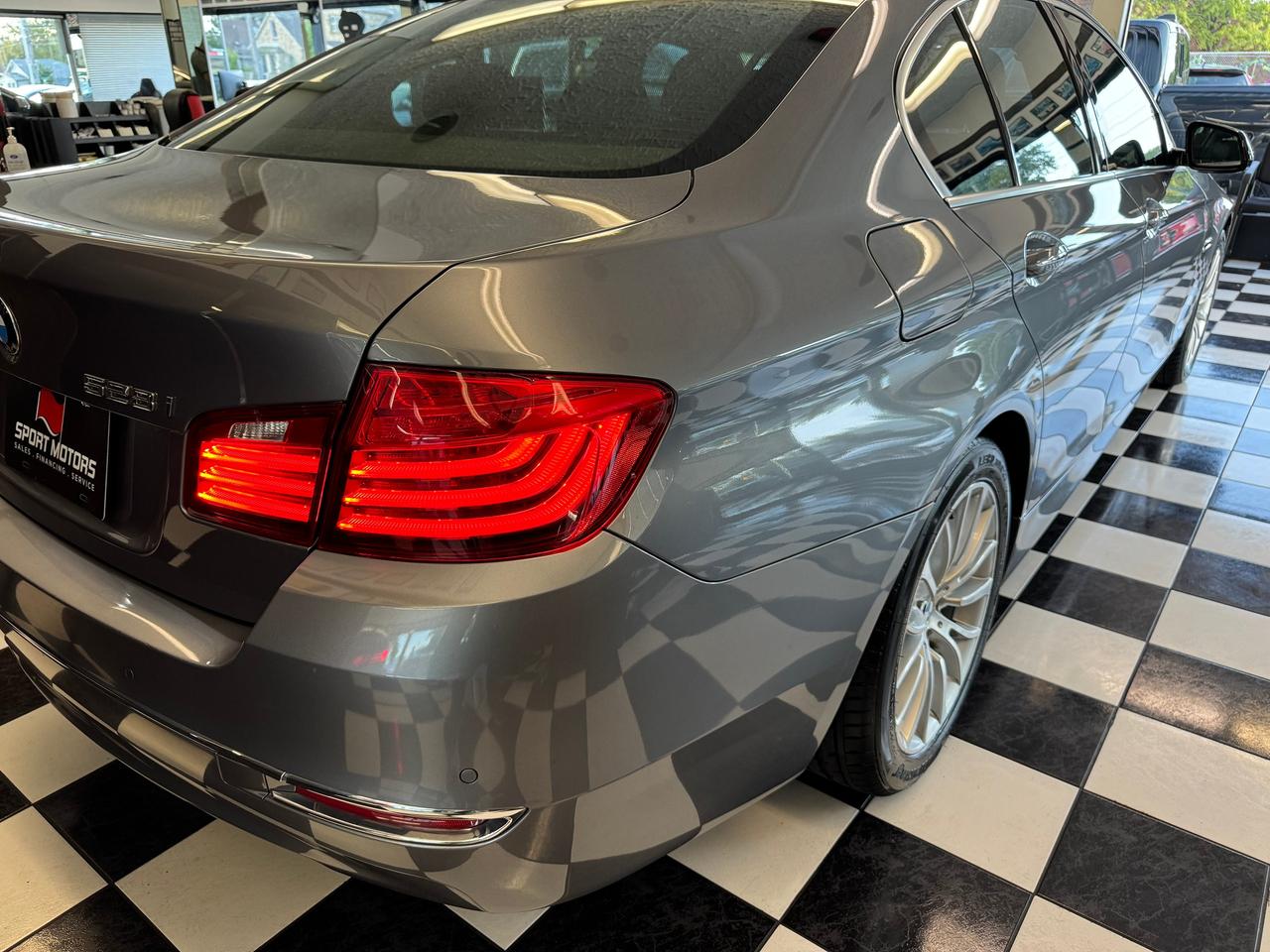 2015 BMW 5 Series 528i Xdrive+GPS+Roof+360 Camera+CLEAN CARFAX Photo