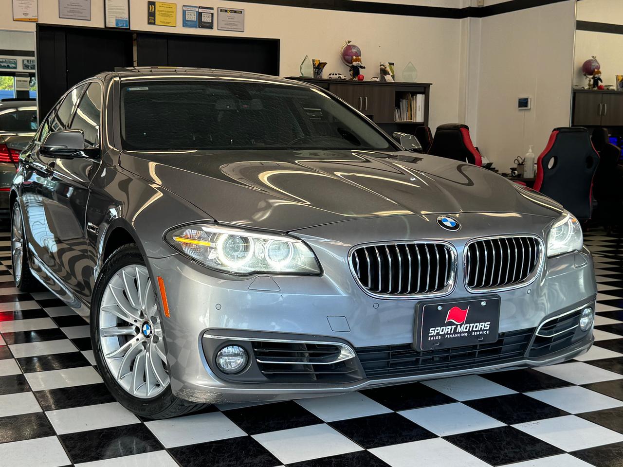 2015 BMW 5 Series 528i Xdrive+GPS+Roof+360 Camera+CLEAN CARFAX Photo