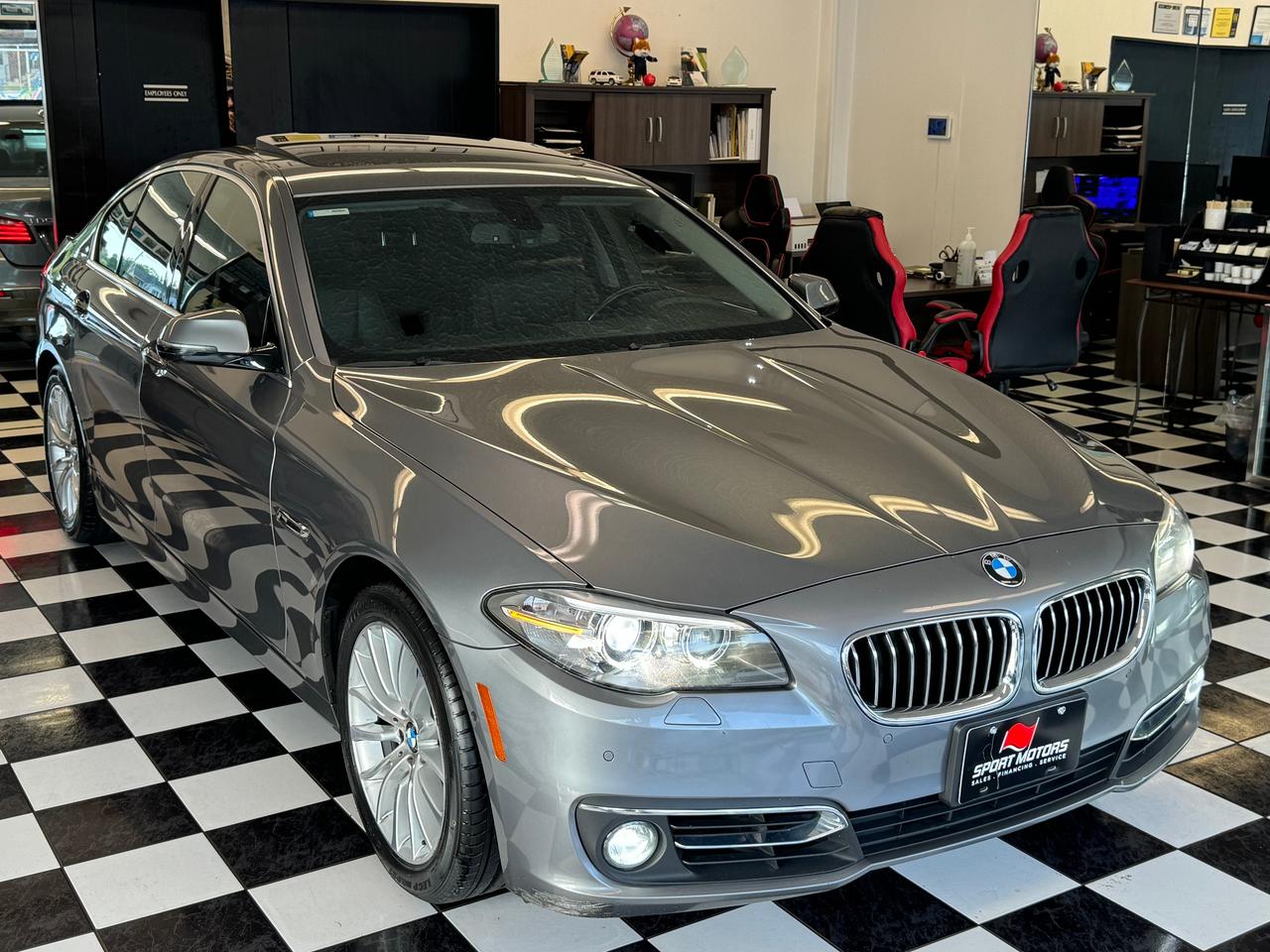 2015 BMW 5 Series 528i Xdrive+GPS+Roof+360 Camera+CLEAN CARFAX Photo