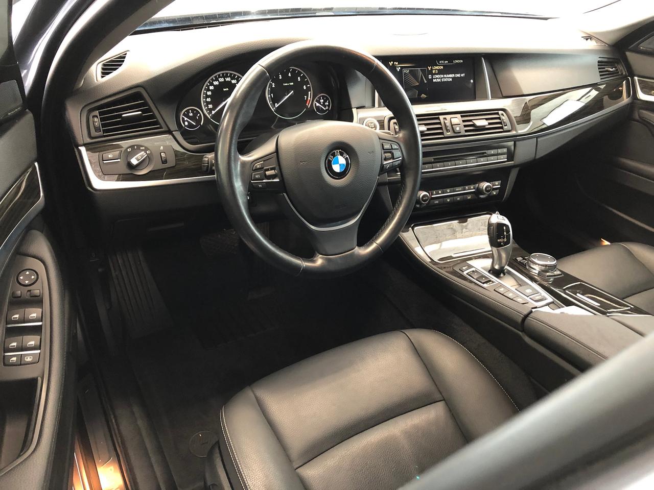 2015 BMW 5 Series 528i Xdrive+GPS+Roof+360 Camera+CLEAN CARFAX Photo