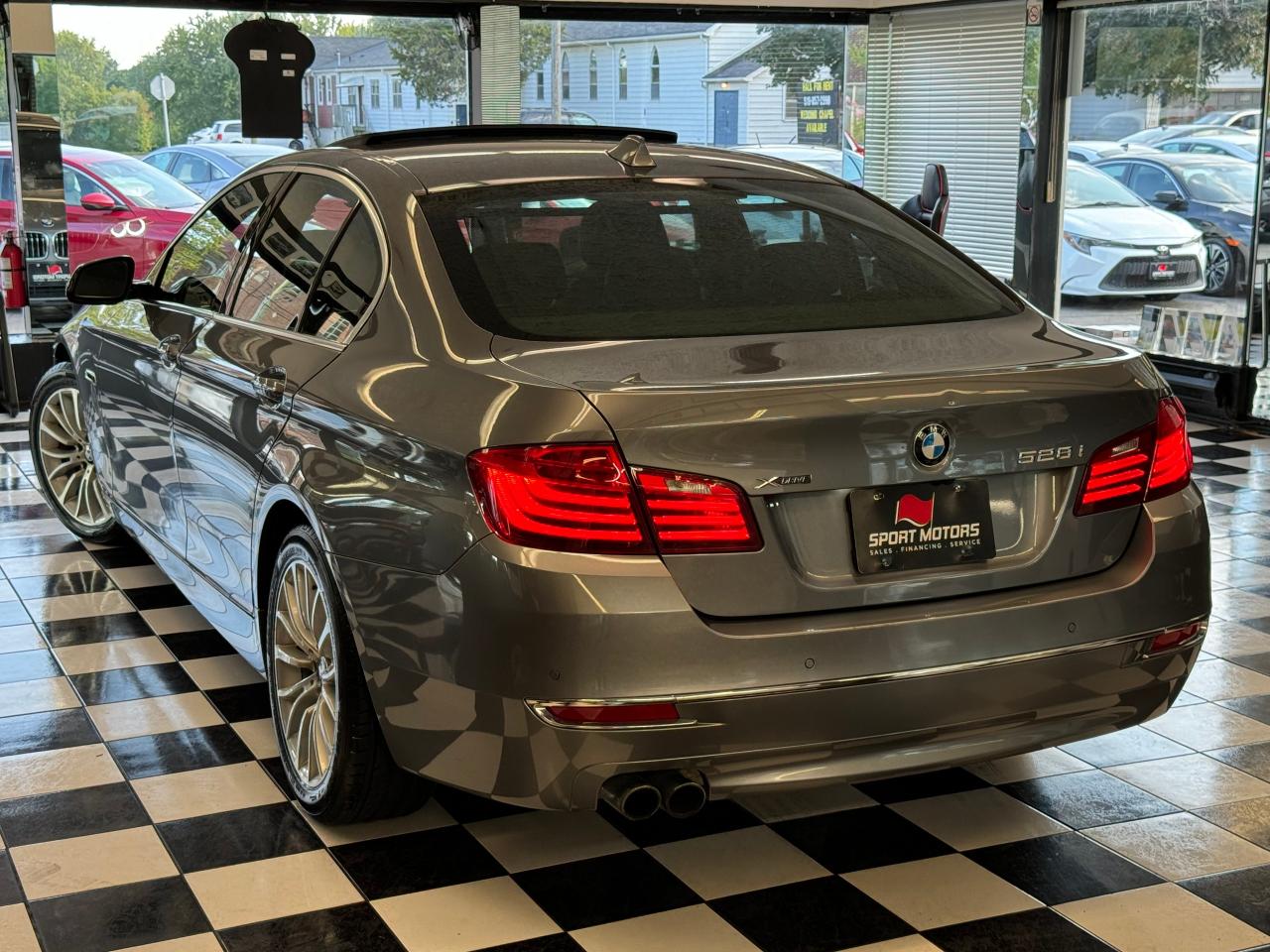 2015 BMW 5 Series 528i Xdrive+GPS+Roof+360 Camera+CLEAN CARFAX Photo