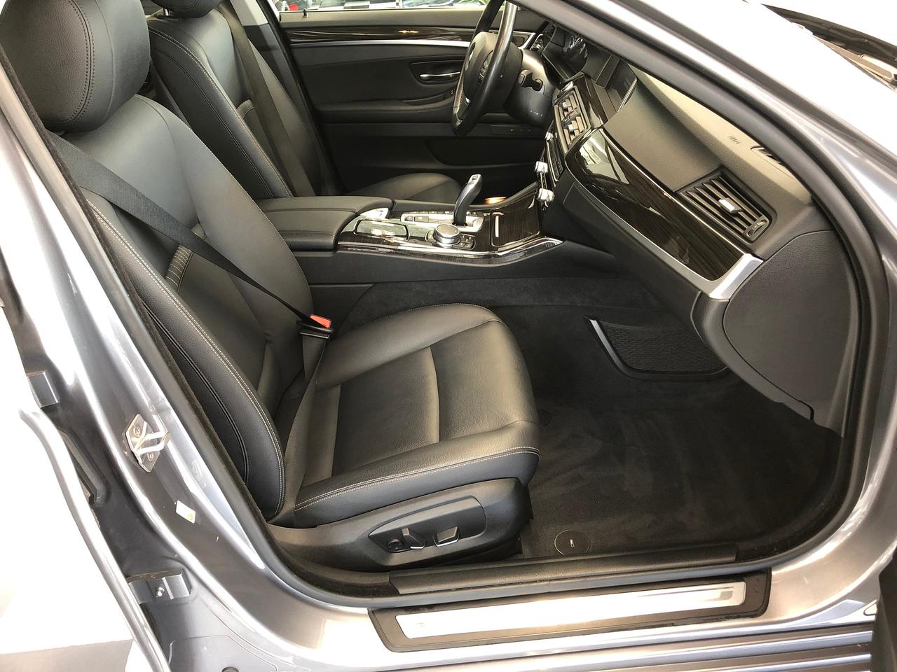 2015 BMW 5 Series 528i Xdrive+GPS+Roof+360 Camera+CLEAN CARFAX Photo