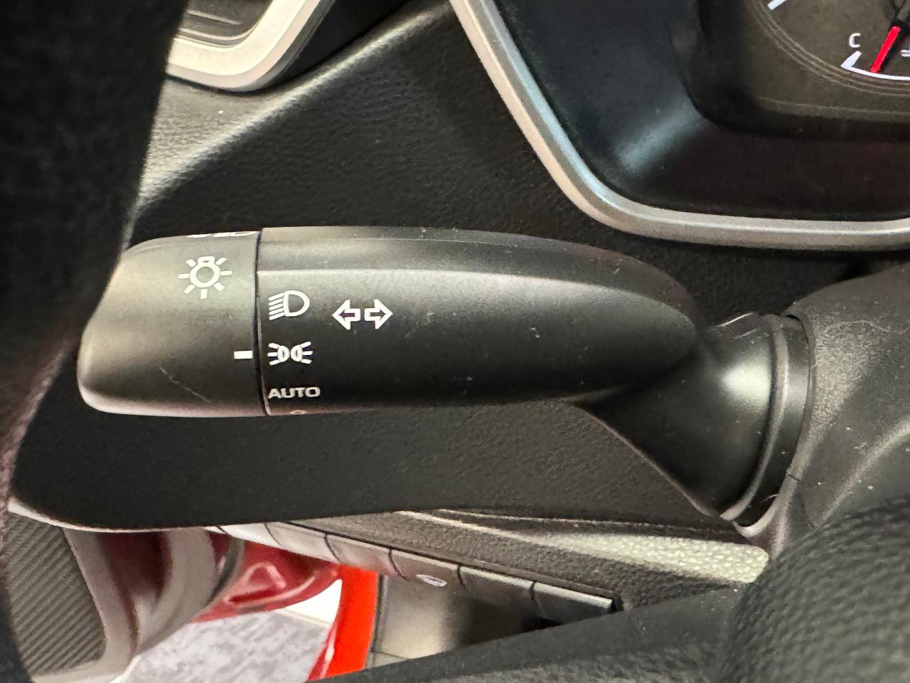 2019 Toyota Corolla Hatchback+Camera+Apple Play+New Tires+CLEAN CARFAX Photo