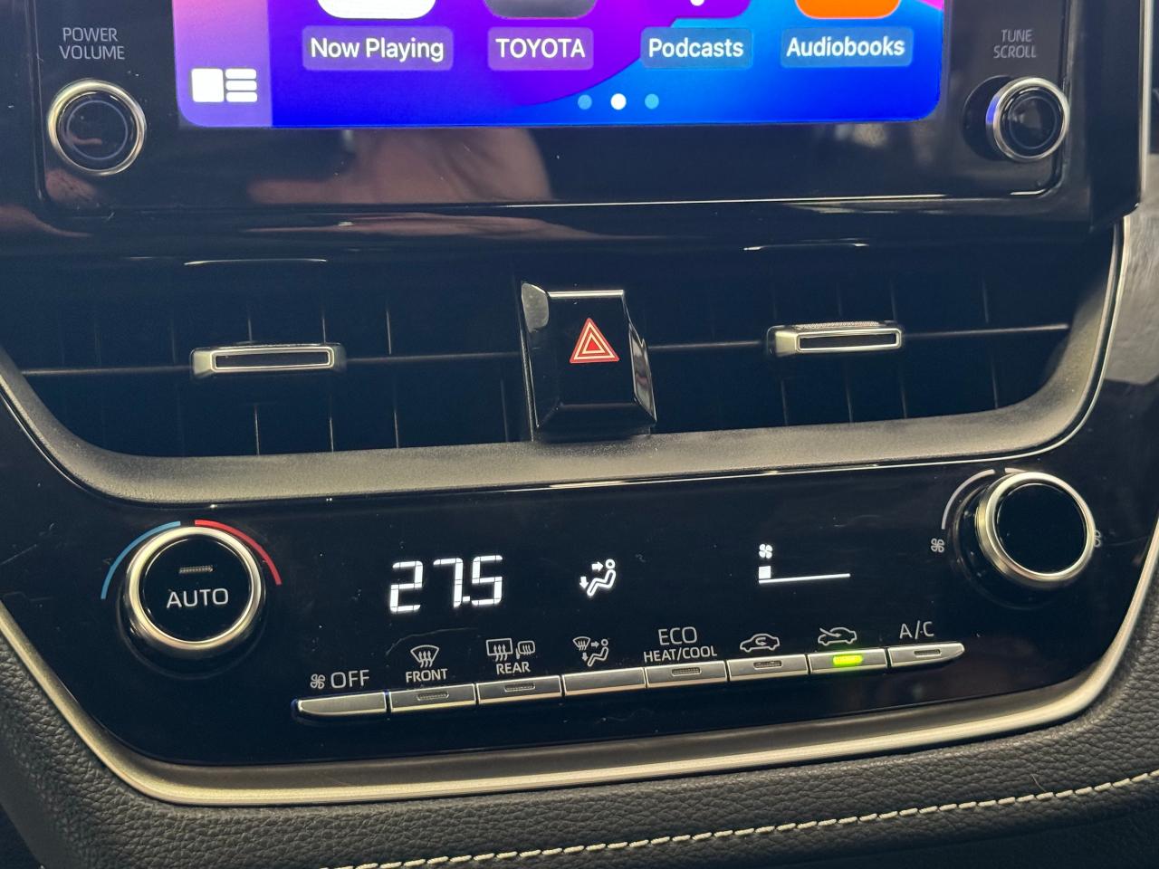 2019 Toyota Corolla Hatchback+Camera+Apple Play+New Tires+CLEAN CARFAX Photo