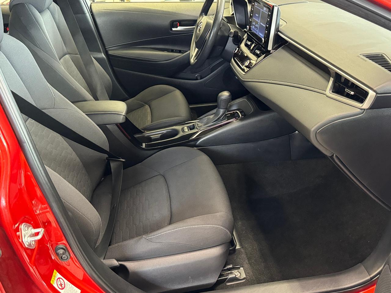 2019 Toyota Corolla Hatchback+Camera+Apple Play+New Tires+CLEAN CARFAX Photo