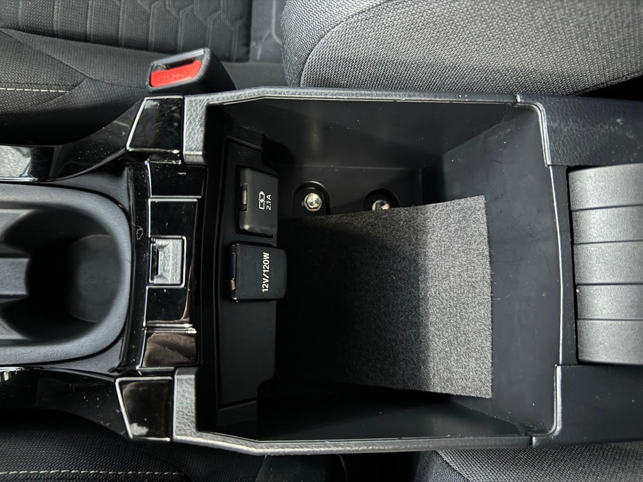 2019 Toyota Corolla Hatchback+Camera+Apple Play+New Tires+CLEAN CARFAX Photo