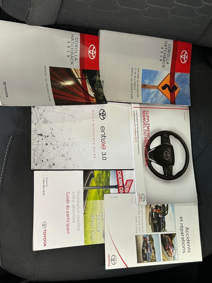 2019 Toyota Corolla Hatchback+Camera+Apple Play+New Tires+CLEAN CARFAX Photo