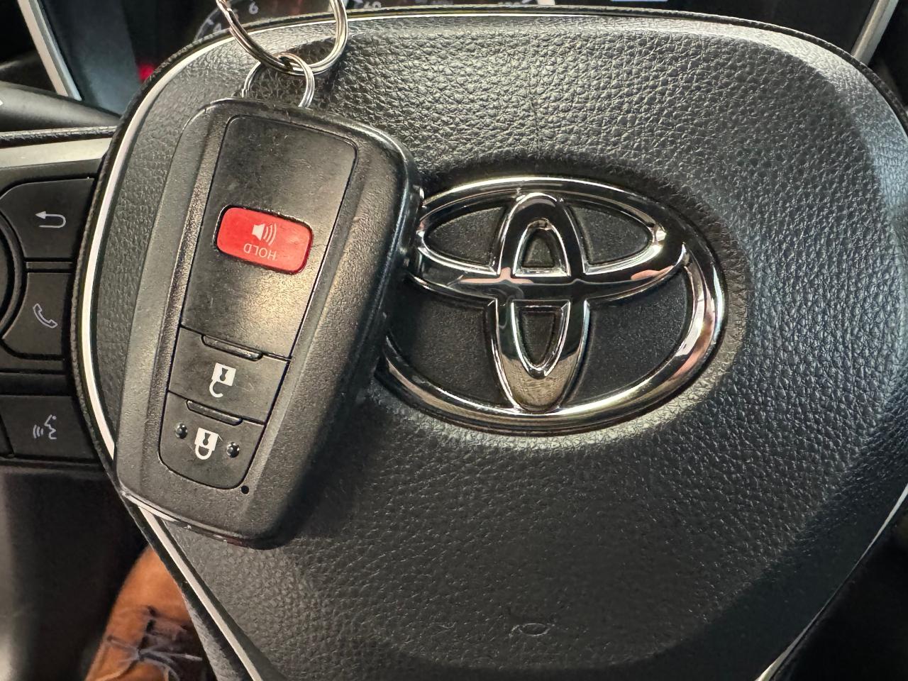 2019 Toyota Corolla Hatchback+Camera+Apple Play+New Tires+CLEAN CARFAX Photo