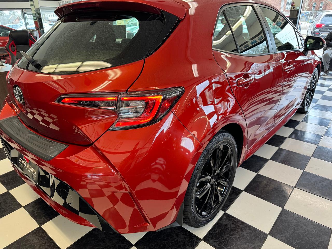 2019 Toyota Corolla Hatchback+Camera+Apple Play+New Tires+CLEAN CARFAX Photo