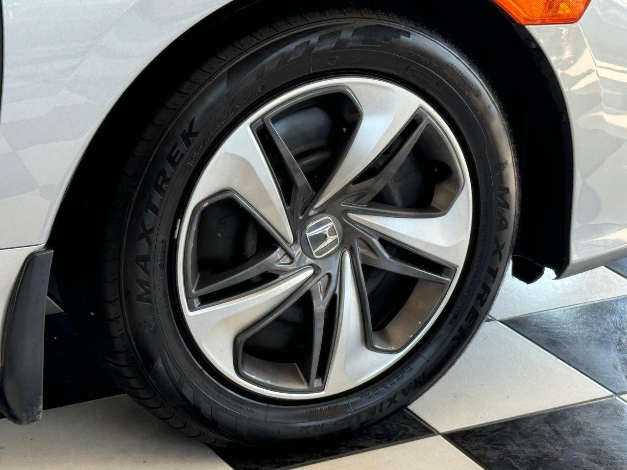 2019 Honda Civic LX+Adaptive Cruise+LaneKeep+ApplePlay+Remote Start Photo