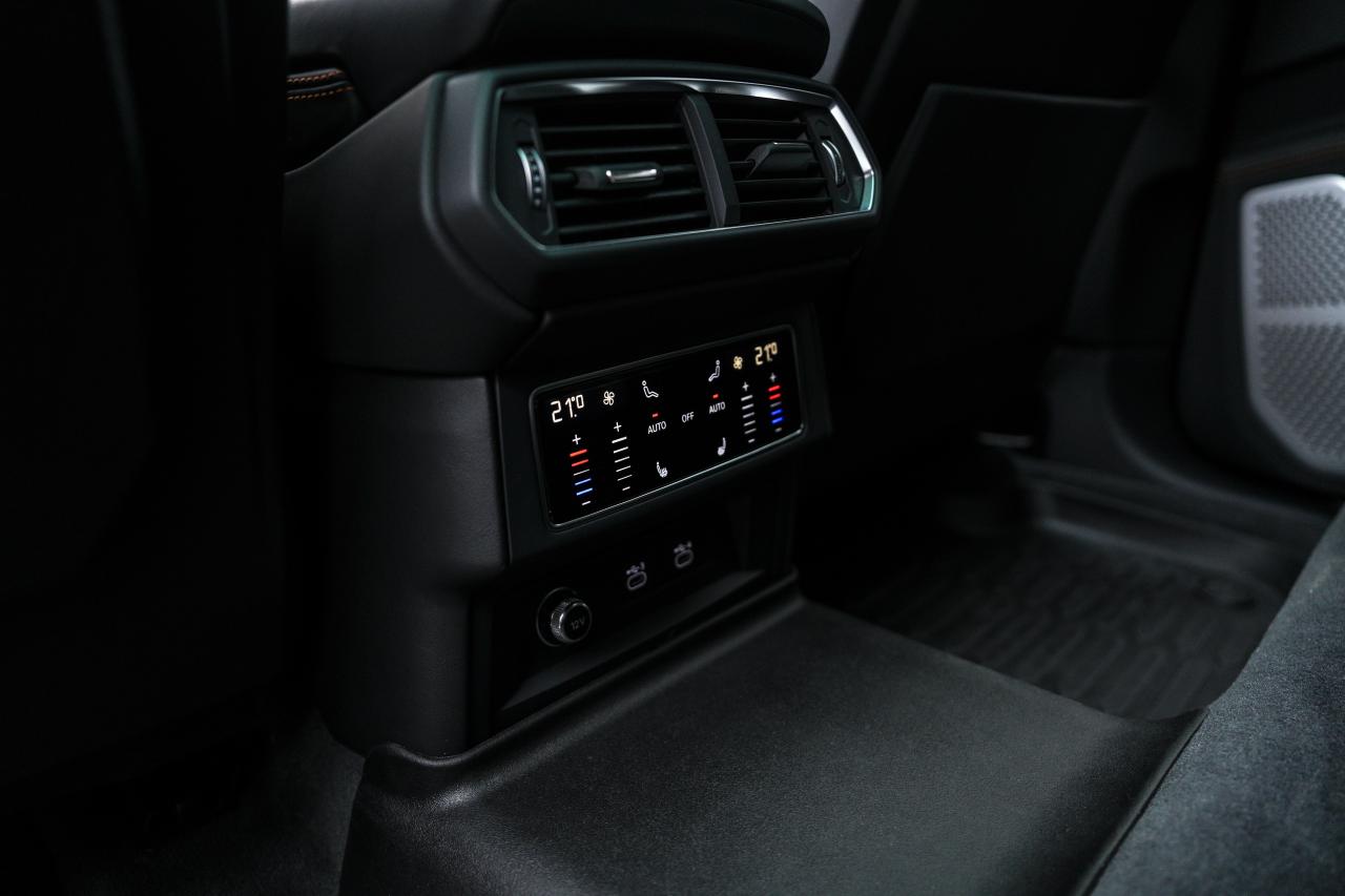 2021 Lamborghini Urus  - Photo #19