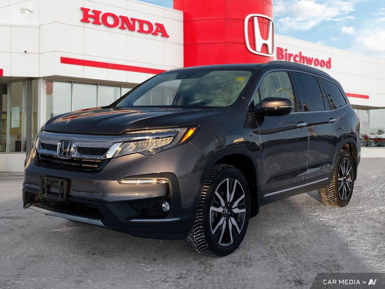 Used 2019 Honda Pilot Touring 8-Passenger Leather | Navigation | Panoramic Roof | Timing Belt Done for sale in Winnipeg, MB