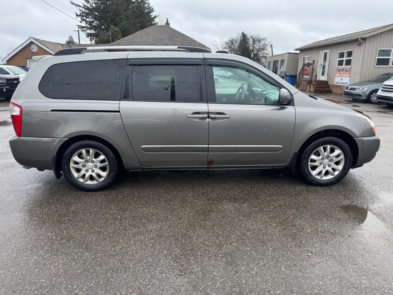 2010 Kia Sedona EX, LEATHER, 7 PASSENGER, ALLOYS, 2 SETS, AS IS - Photo #7