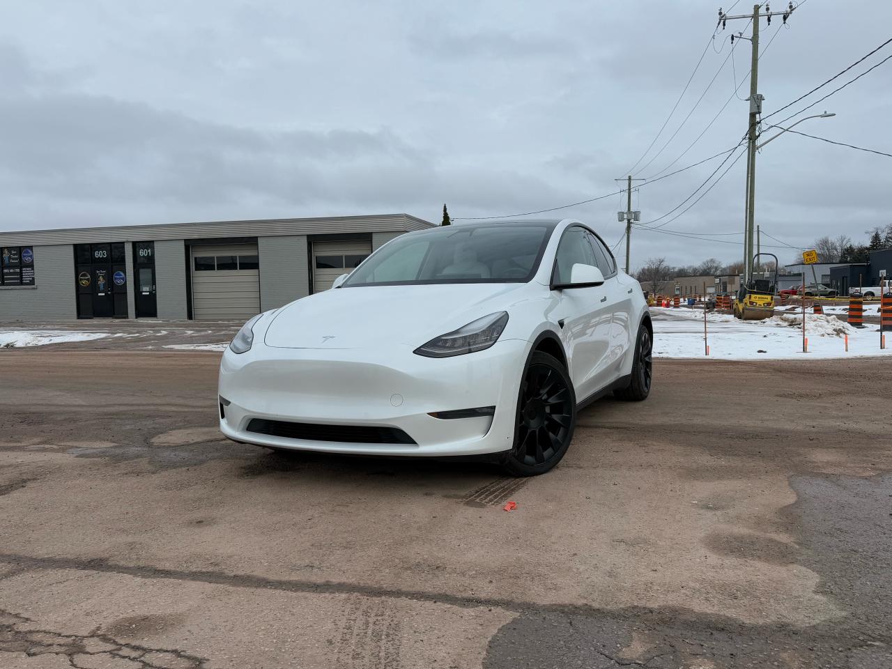 Used 2021 Tesla Model Y Long Range AWD|NOACCIDENT|ACCELERATIONBOOST|ATOPIL for sale in Oakville, ON