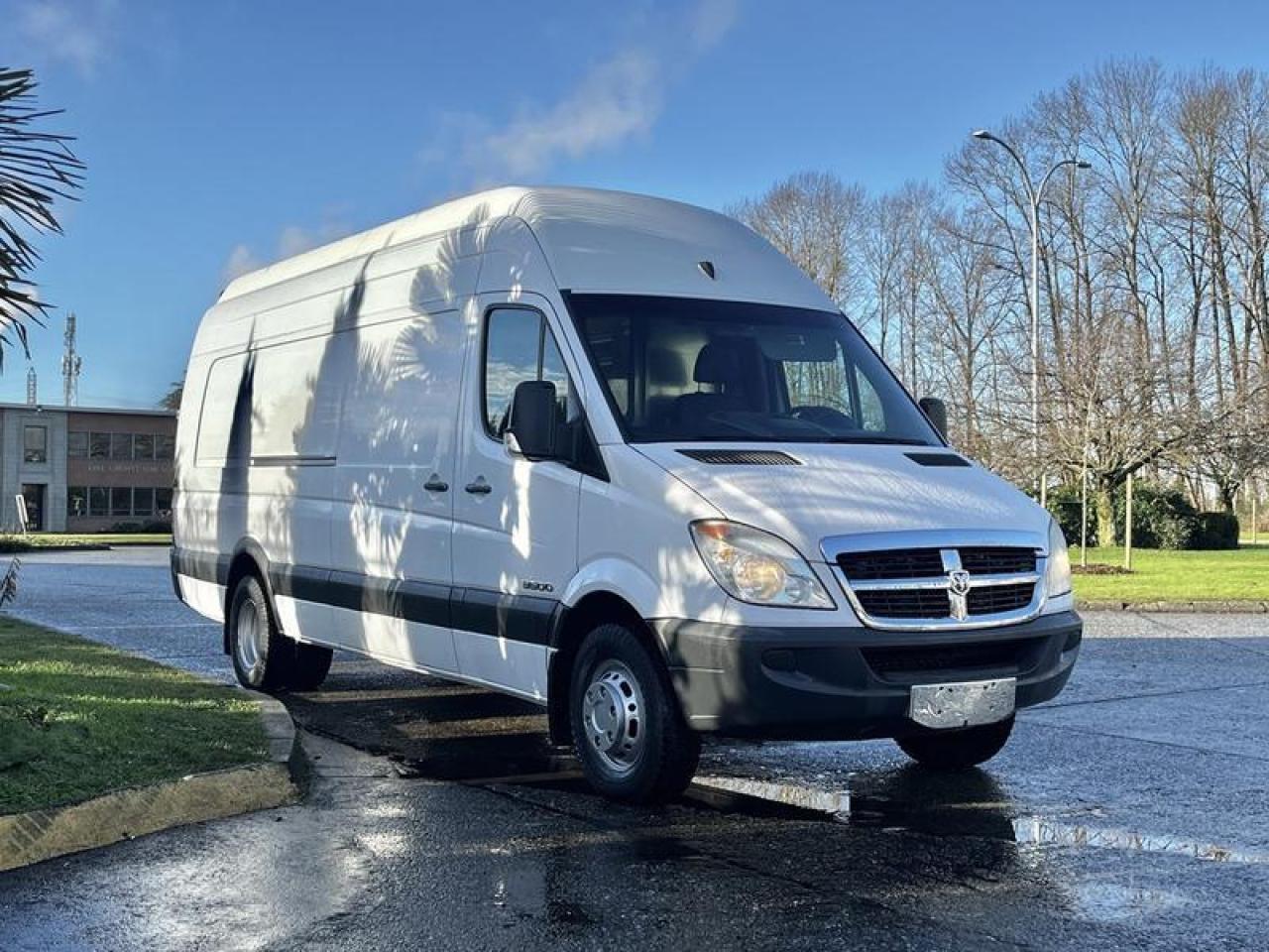 Used 2008 Dodge Sprinter 3500 170-inch WheelBase Service Cargo Van Diesel for sale in Burnaby, BC