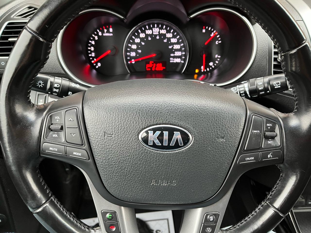 2014 Kia Sorento LX-AWD-YES,....ONLY 81,689KMS!!!NOT A MISPRINT!!! - Photo #13