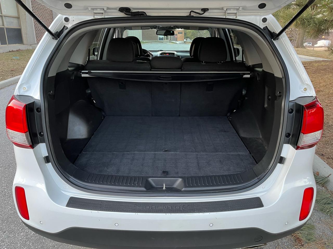2014 Kia Sorento LX-AWD-YES,....ONLY 81,689KMS!!!NOT A MISPRINT!!! - Photo #19