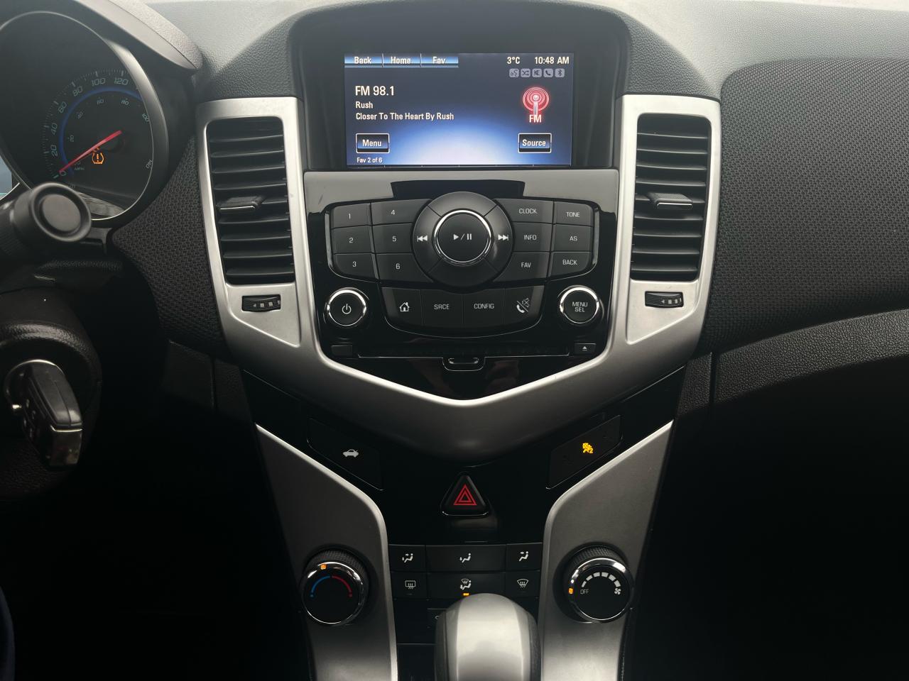 2016 Chevrolet Cruze 1LT | Backup Camera | Bluetooth | Cruise Control - Photo #14