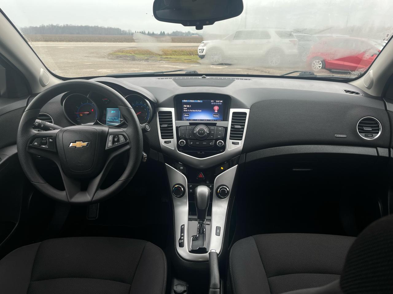 2016 Chevrolet Cruze 1LT | Backup Camera | Bluetooth | Cruise Control - Photo #11