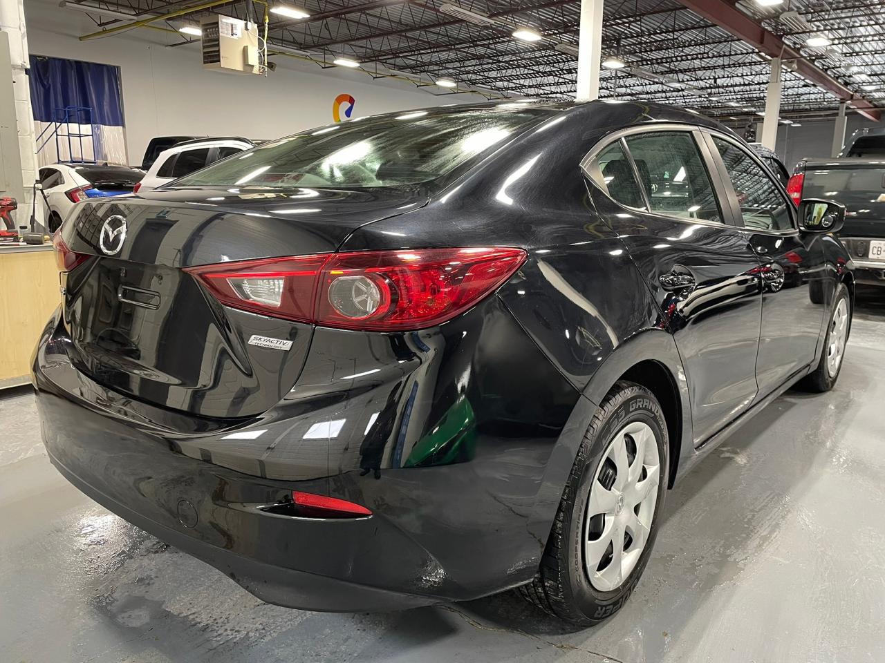 2015 Mazda MAZDA3 GX Photo4