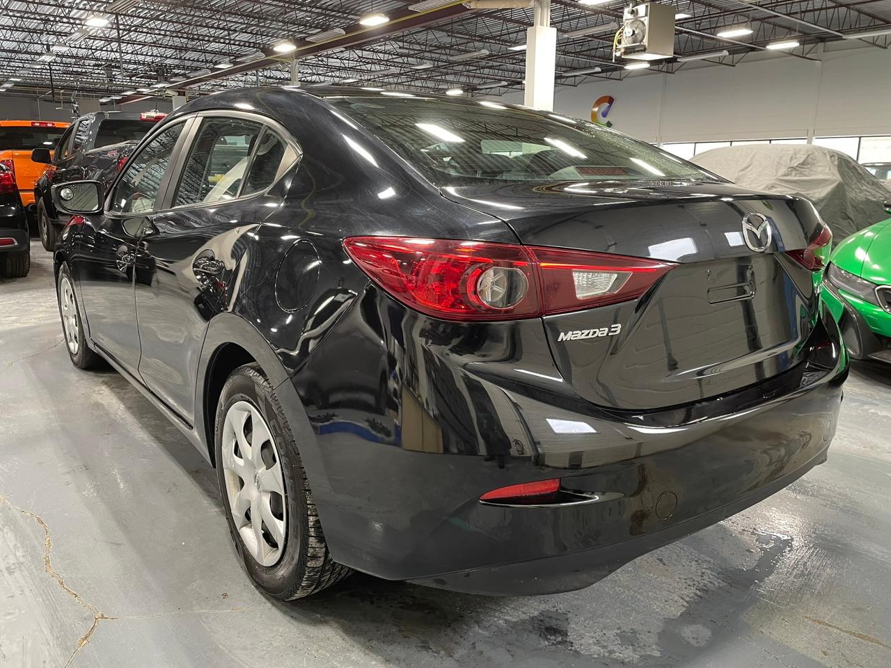 2015 Mazda MAZDA3 GX Photo2