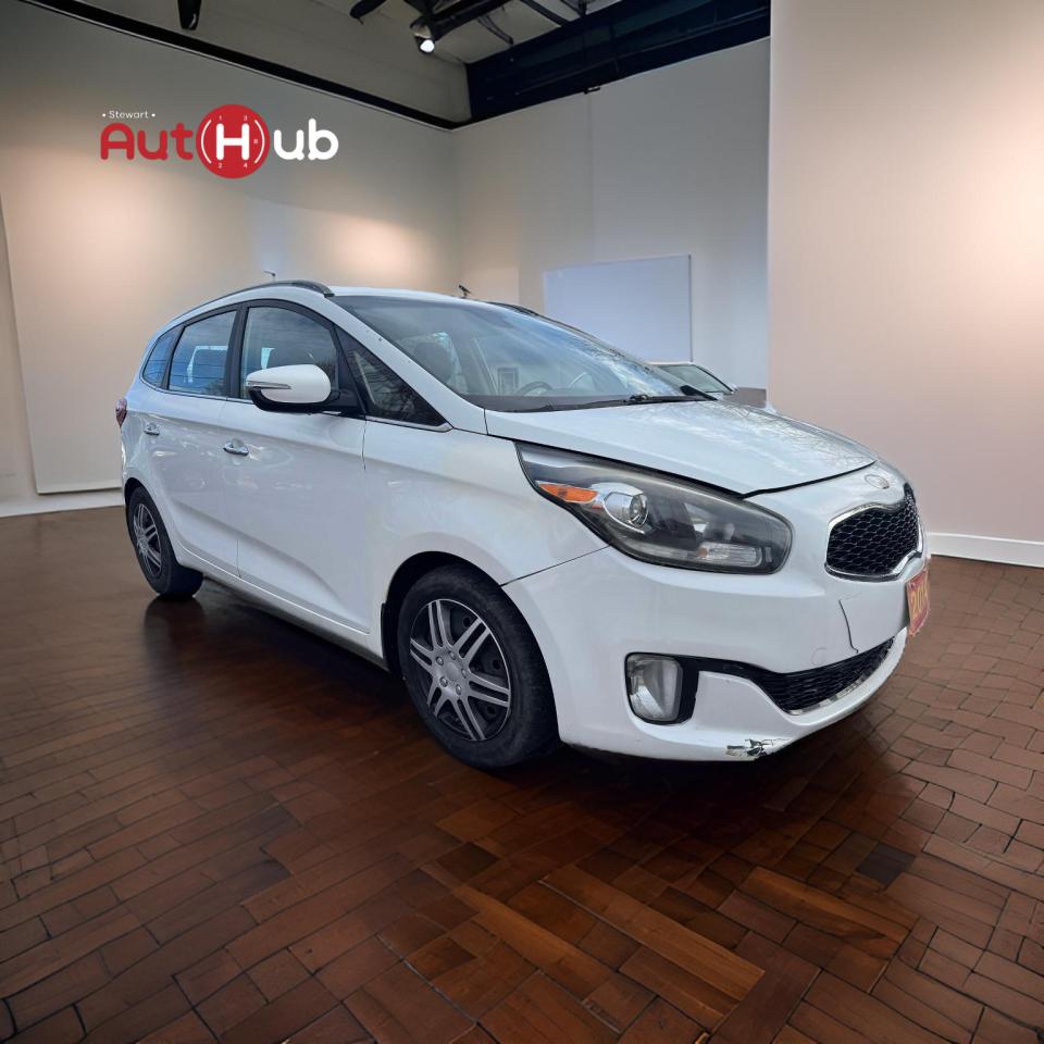 Used 2014 Kia Rondo 4dr Wgn Auto EX for sale in Cobourg, ON