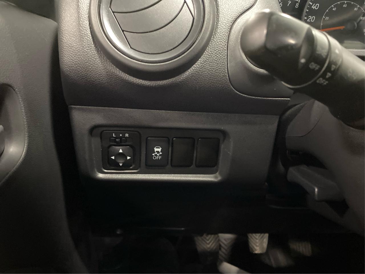 2017 Mitsubishi Mirage ES- MANUAL TRANSMISSION Photo