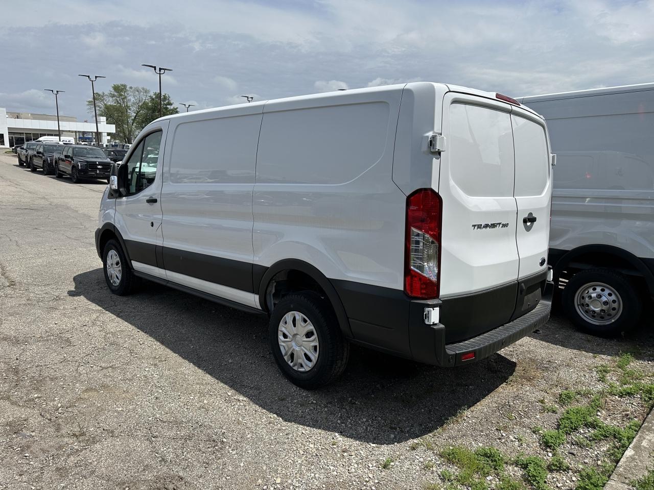 2024 Ford Transit Cargo Van 350 LOW ROOF | BRAND NEW | 0 KMS | CATERING VAN Photo