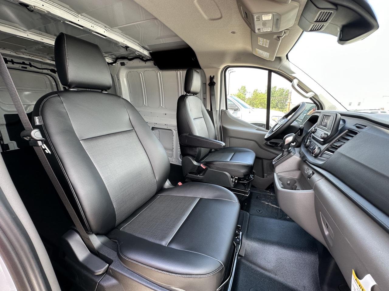 2024 Ford Transit Cargo Van 350 LOW ROOF | BRAND NEW | 0 KMS | CATERING VAN Photo