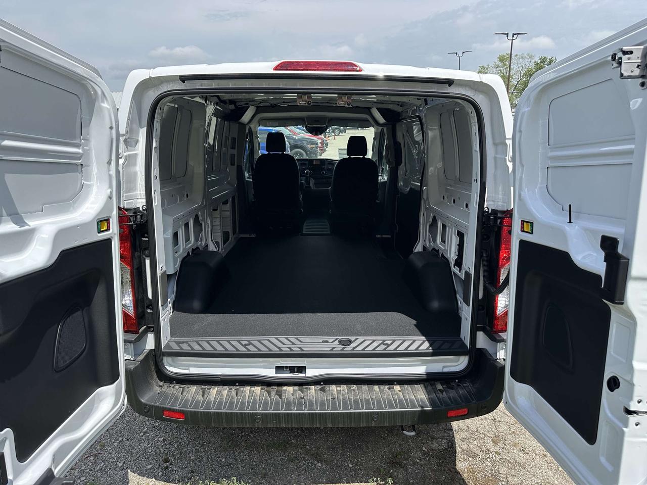 2024 Ford Transit Cargo Van 350 LOW ROOF CARGO VAN 130 WHEELBASE RWD VINYL SEA Photo