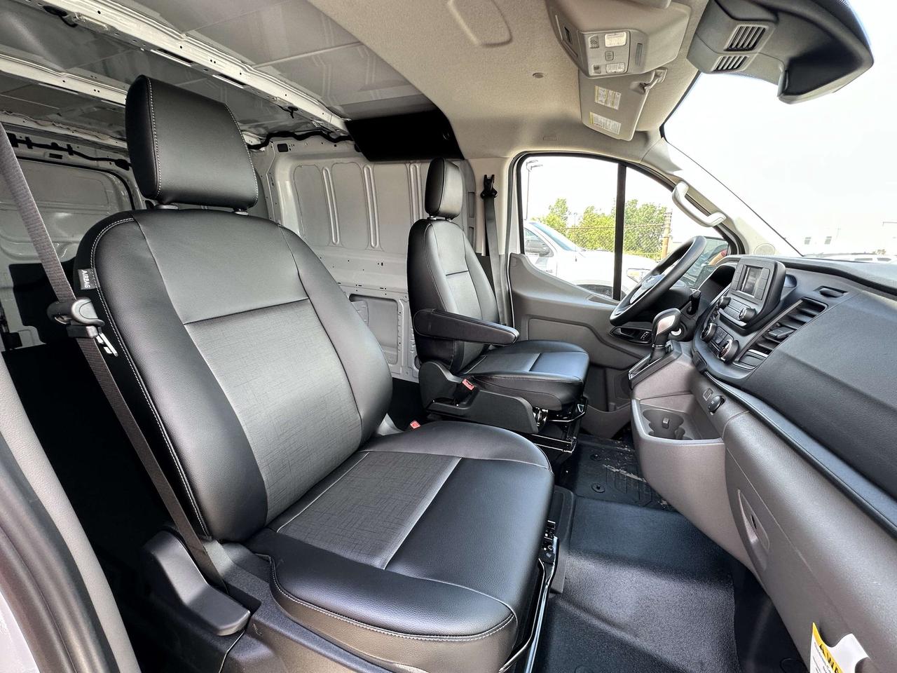2024 Ford Transit Cargo Van 350 LOW ROOF CARGO VAN 130 WHEELBASE RWD VINYL SEA Photo