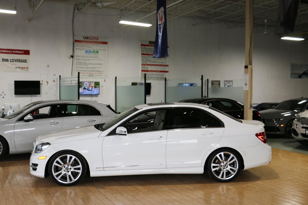 2013 Mercedes-Benz C-Class C350 4MATIC - LOW KM|SUNROOF|BLINDSPOT|NAVI|CAMERA - Photo #3