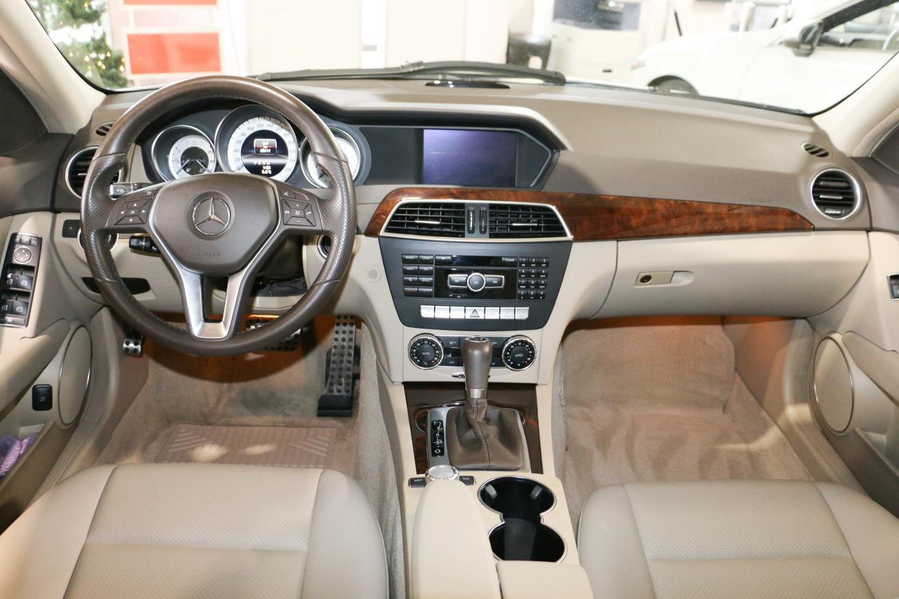 2013 Mercedes-Benz C-Class C350 4MATIC - LOW KM|SUNROOF|BLINDSPOT|NAVI|CAMERA - Photo #12