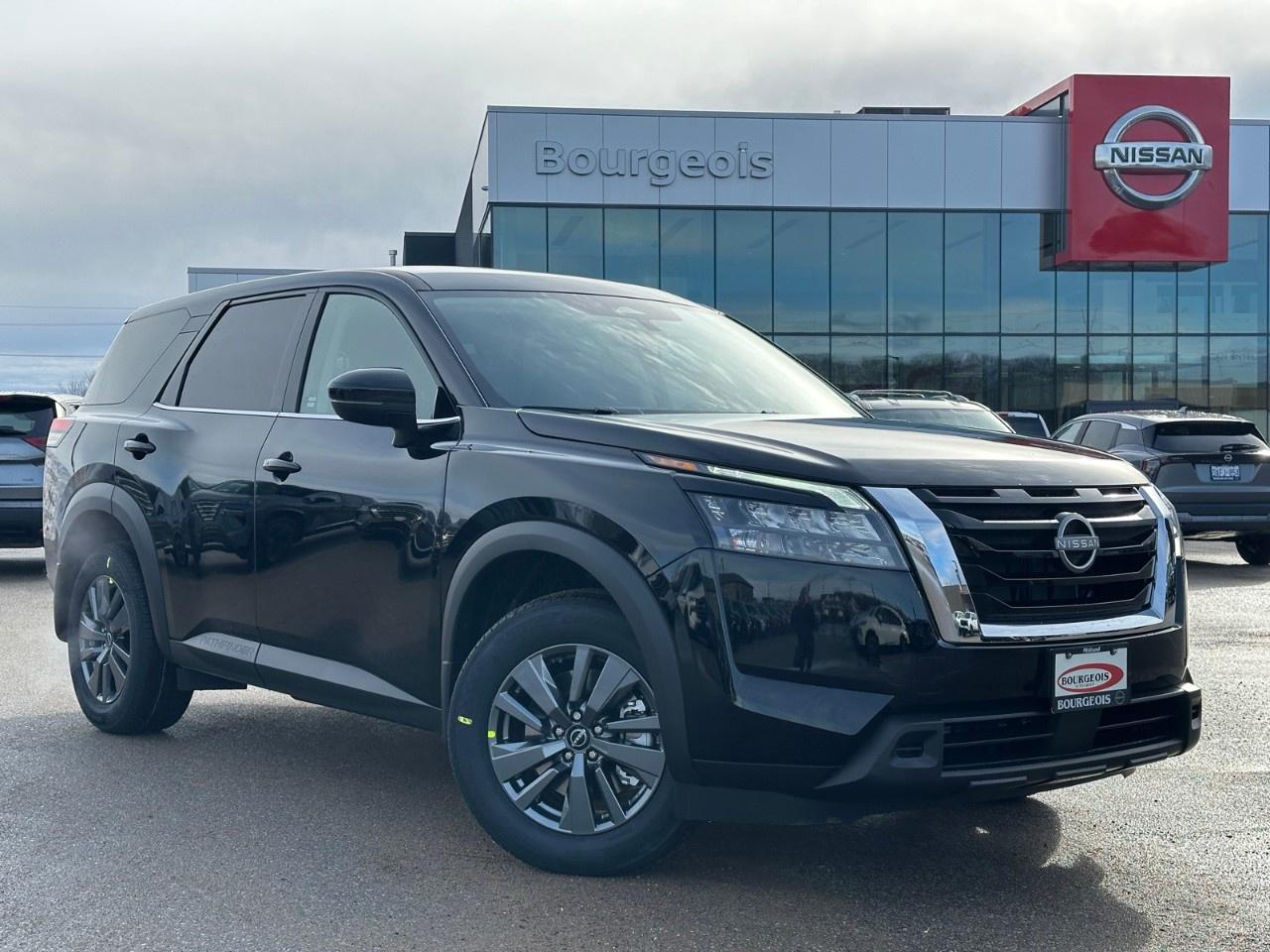 New 2025 Nissan Pathfinder S 4WD for sale in Midland, ON
